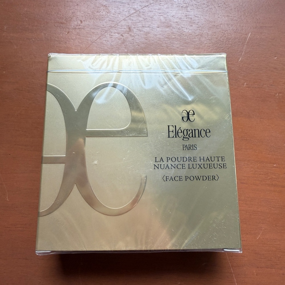 Gold Face Powder